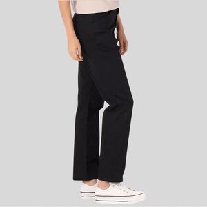 Lee Women's Relaxed Fit Straight Leg Pants Wrinkle Free All Day Pant